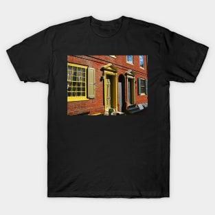 Doors and Windows of Elfreth's Alley T-Shirt